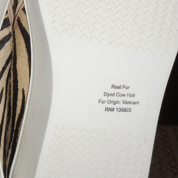 NIB Dr. Scholl's fur with zebra pattern slip on, size 8 - Picture 7 of 7